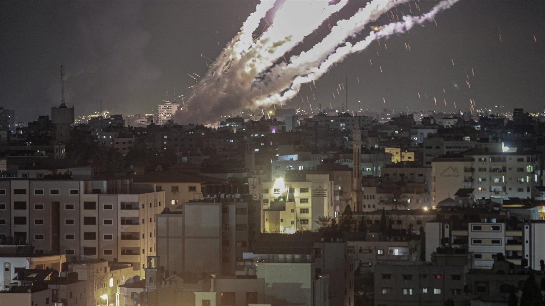 Militantes palestinos lanzan misiles desde Gaza (EP)