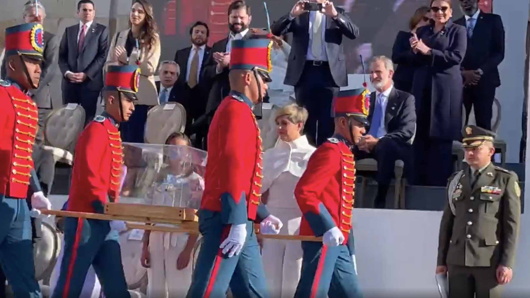 El Rey Felipe VI en la toma de posesión de Gustavo Petro.