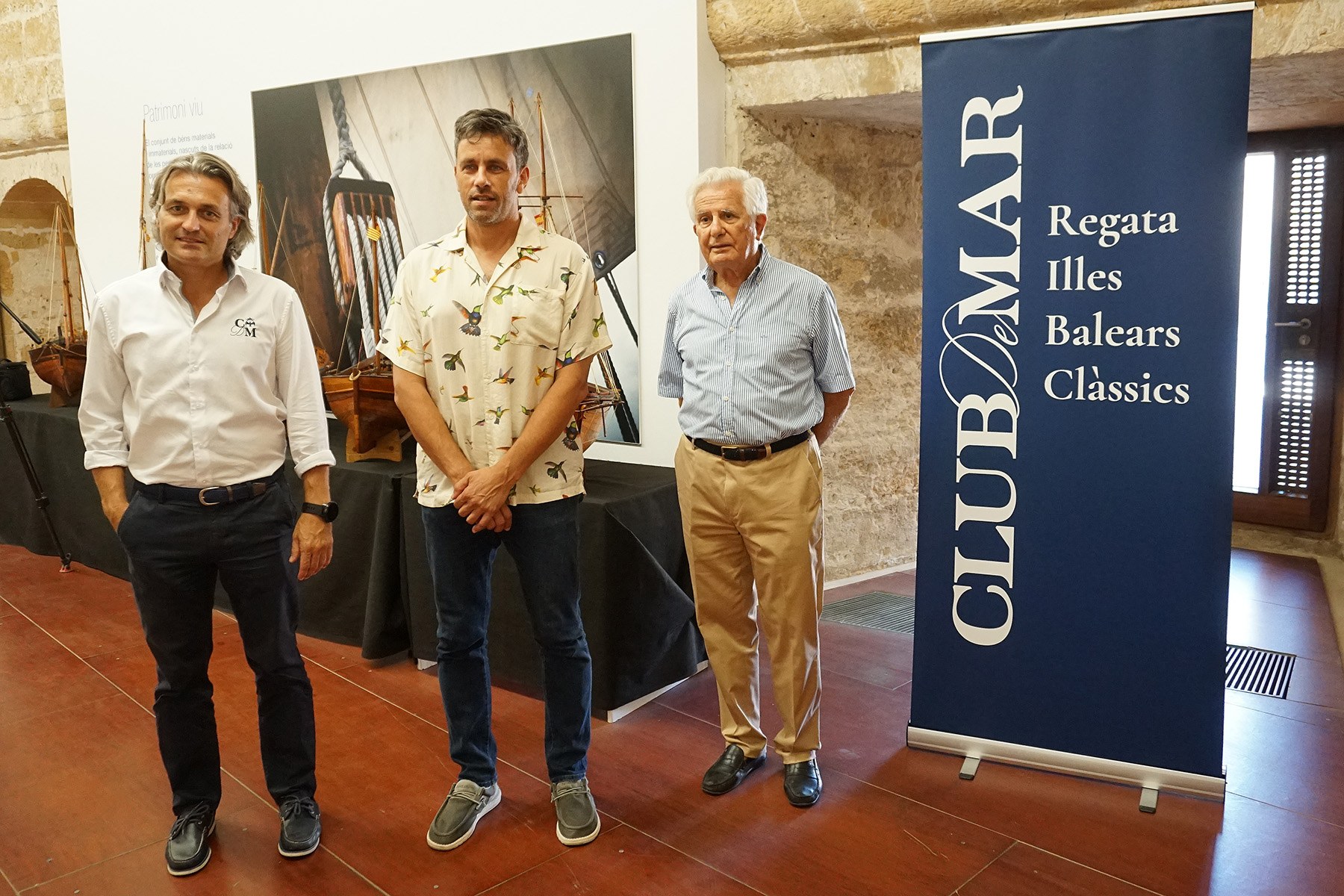 José Luis Arrom, director general Club de Mar-Mallorca, Albert Forés, director Museu Marítim, y Manuel Nadal, comodoro Club de Mar