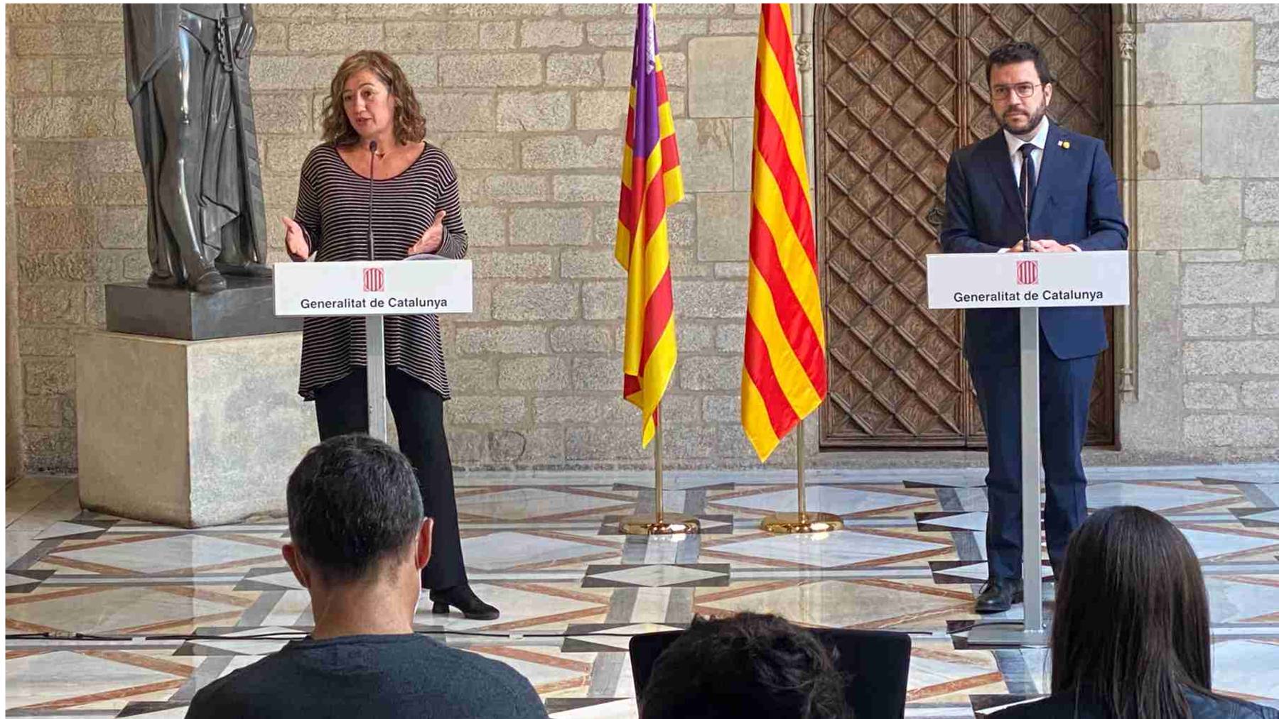 La presidenta balear, Francina Armengol , y el presidente de Cataluña, Pere Aragonés.