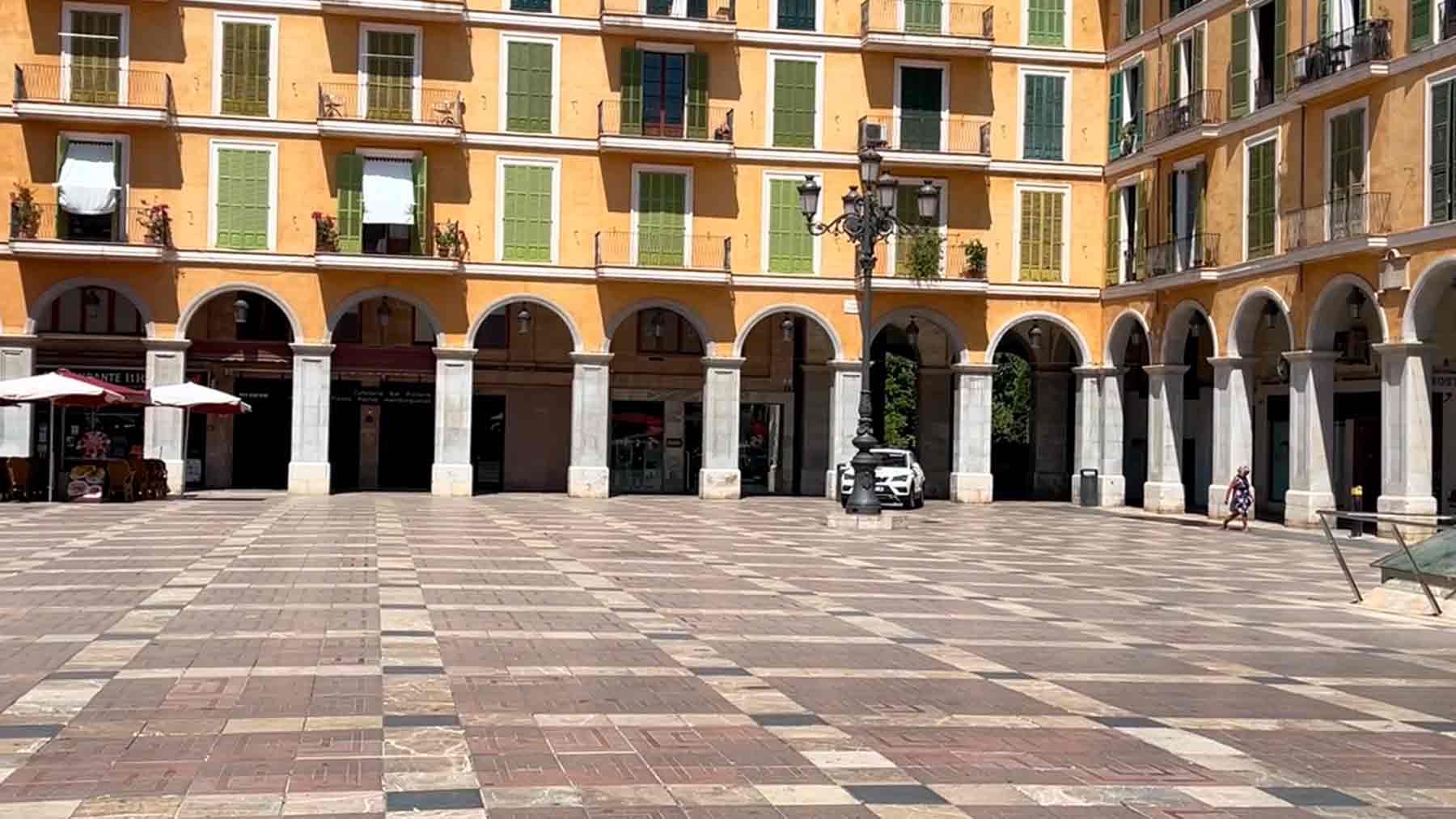 Plaza Mayor de Palma, centro neurálgico de la ciudad.