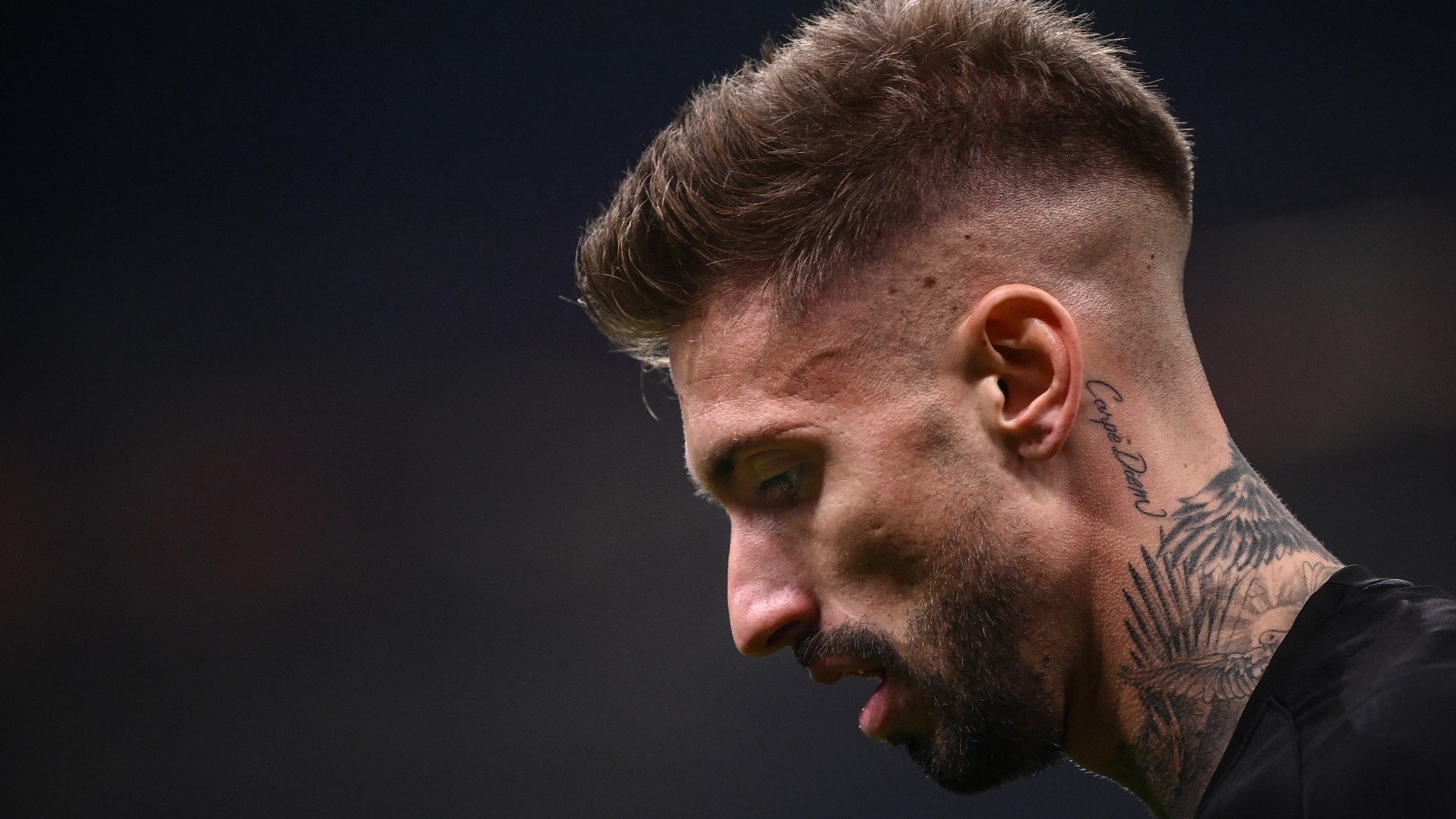 Samu Castillejo debutó con el Valencia mientras sufría un robo en su domicilio. (AFP)
