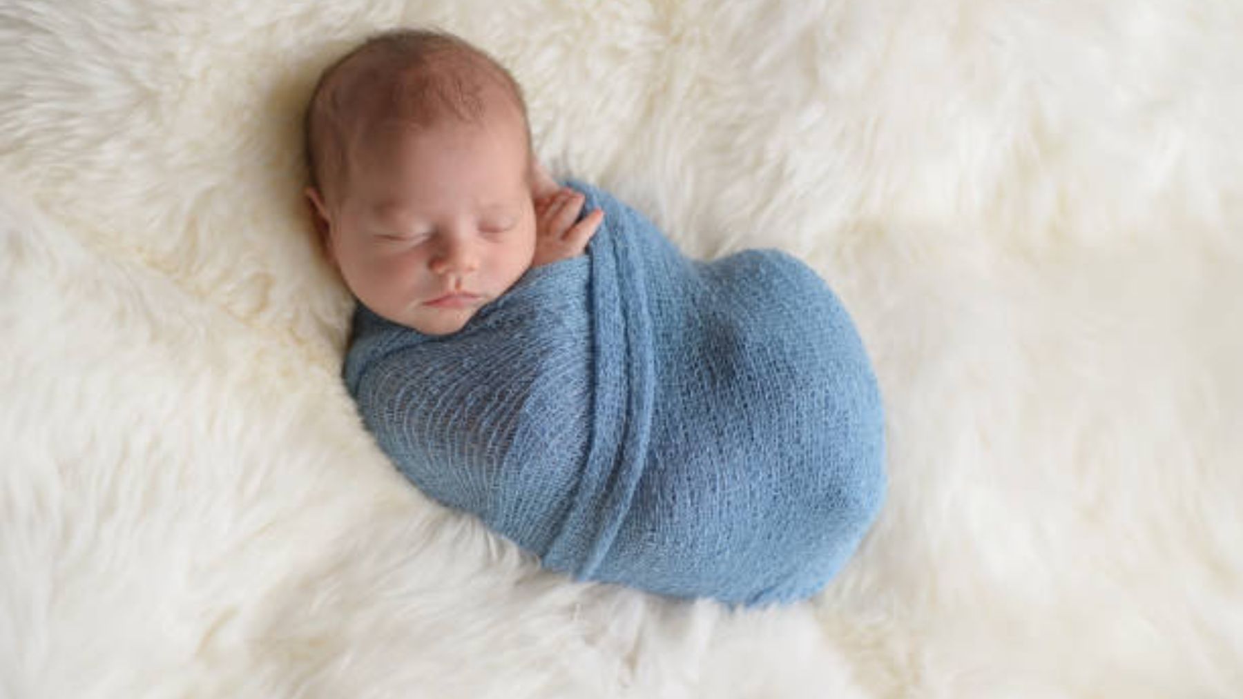 Descubre los distintos tipos de mantas para el bebé y cuál elegir