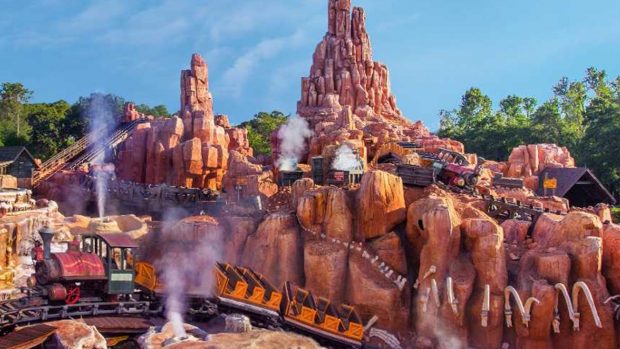 Margot Robbie se une a Disney para llevar al cine otra atracción del famoso parque temático