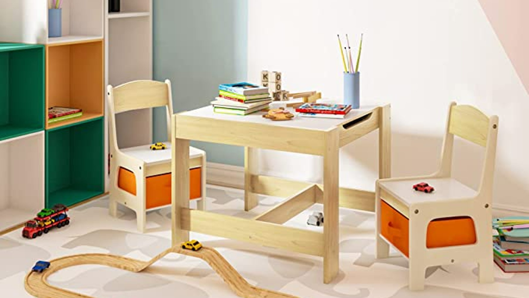 La mesa infantil con dos sillas de Lidl es perfecta para cualquier