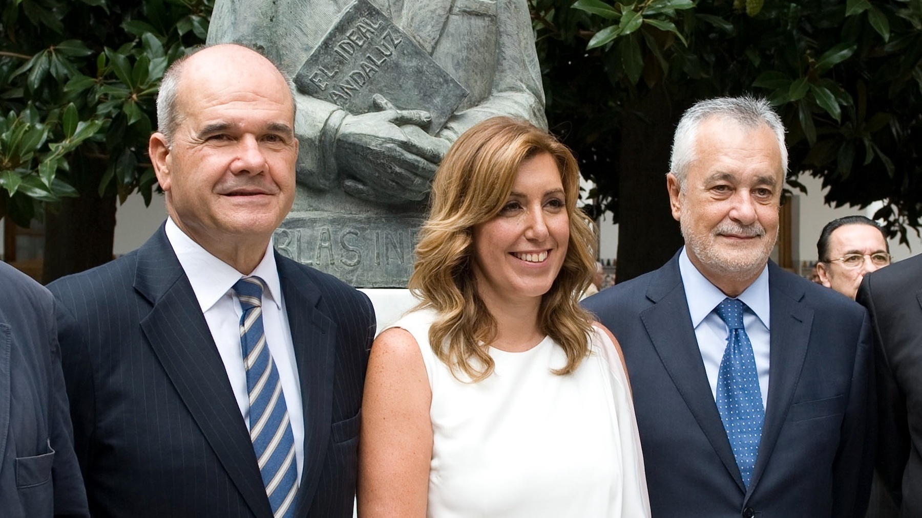Los ex presidentes de la Junta de Andalucía Manuel Chaves, Susana Díaz y José Antonio Griñán (EUROPA PRESS).