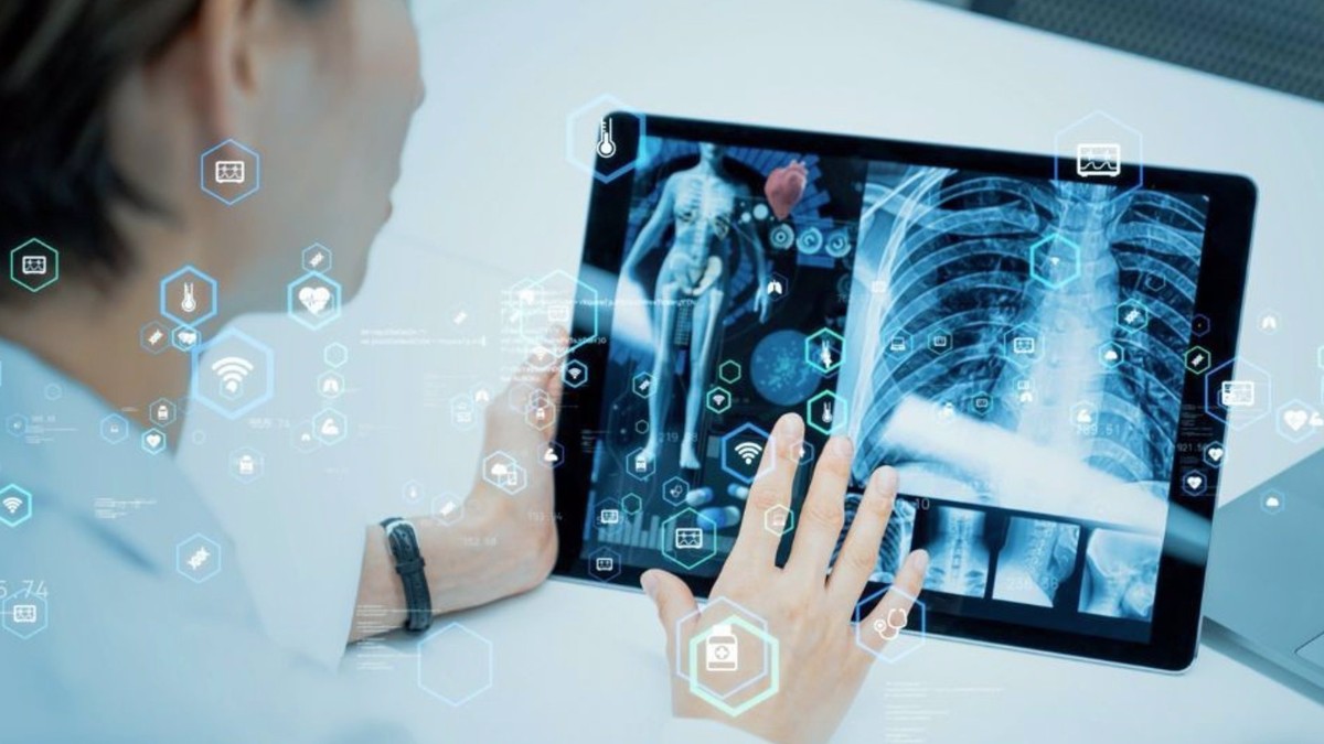 “The future of medicine runs through artificial intelligence and big data”