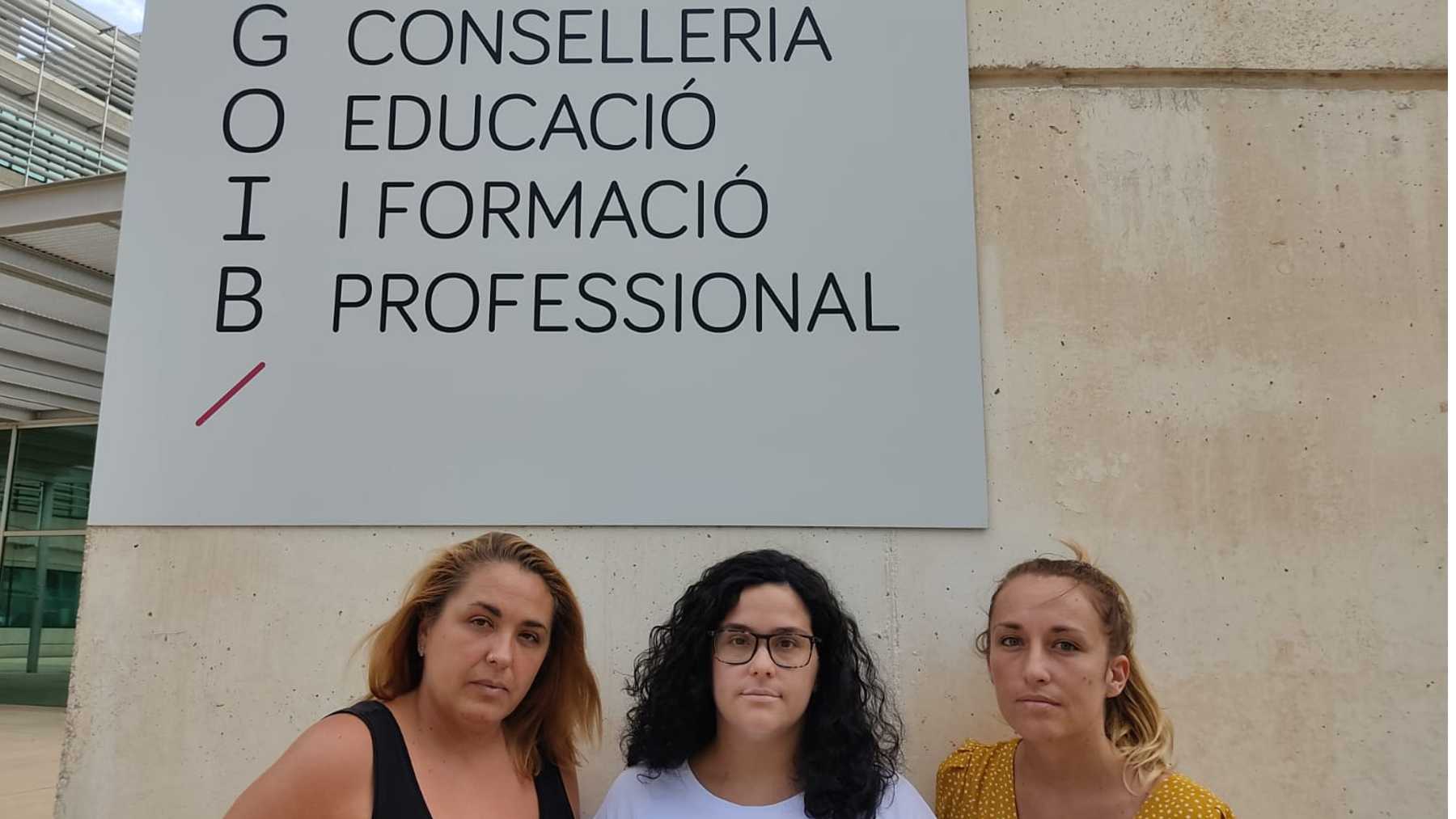 Zoraida, Estefanía y Natalia, las tres maestras de Baleares afectadas por el error de la Conselleria de Educación.