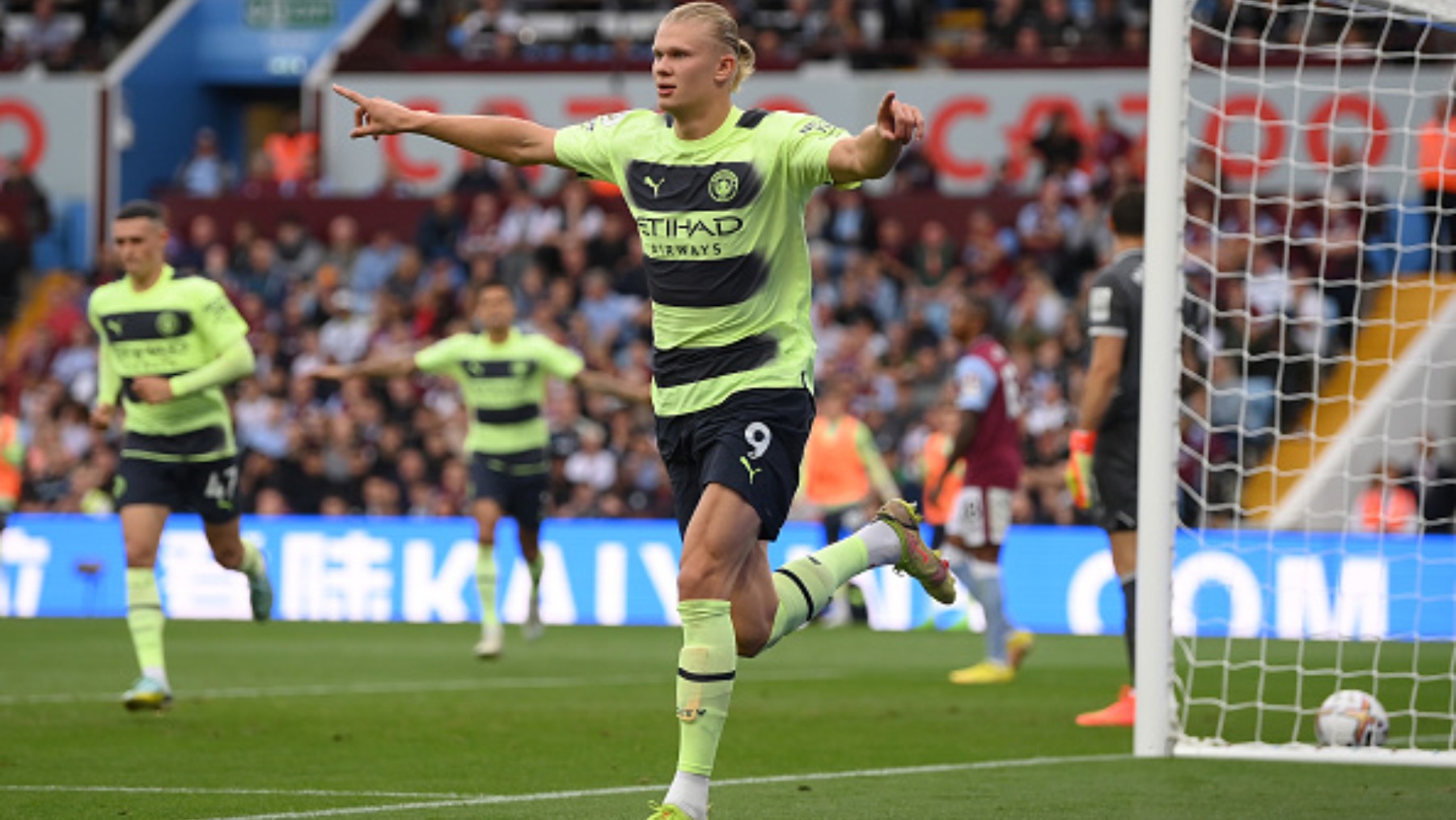 Haaland celebra su gol contra el Aston Villa. (Getty)