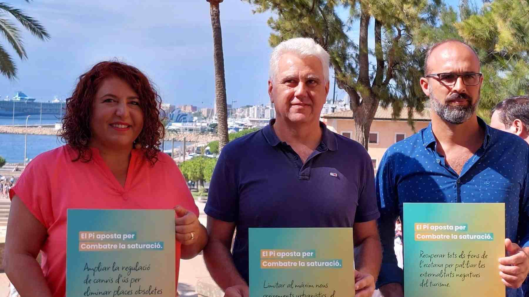 Los dirigentes de El PI,  Maria Antònia Sureda, Josep Melià, y Jaume Monserrat.