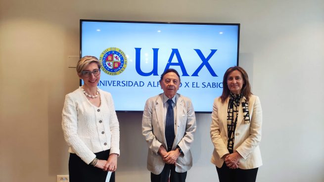 UAX