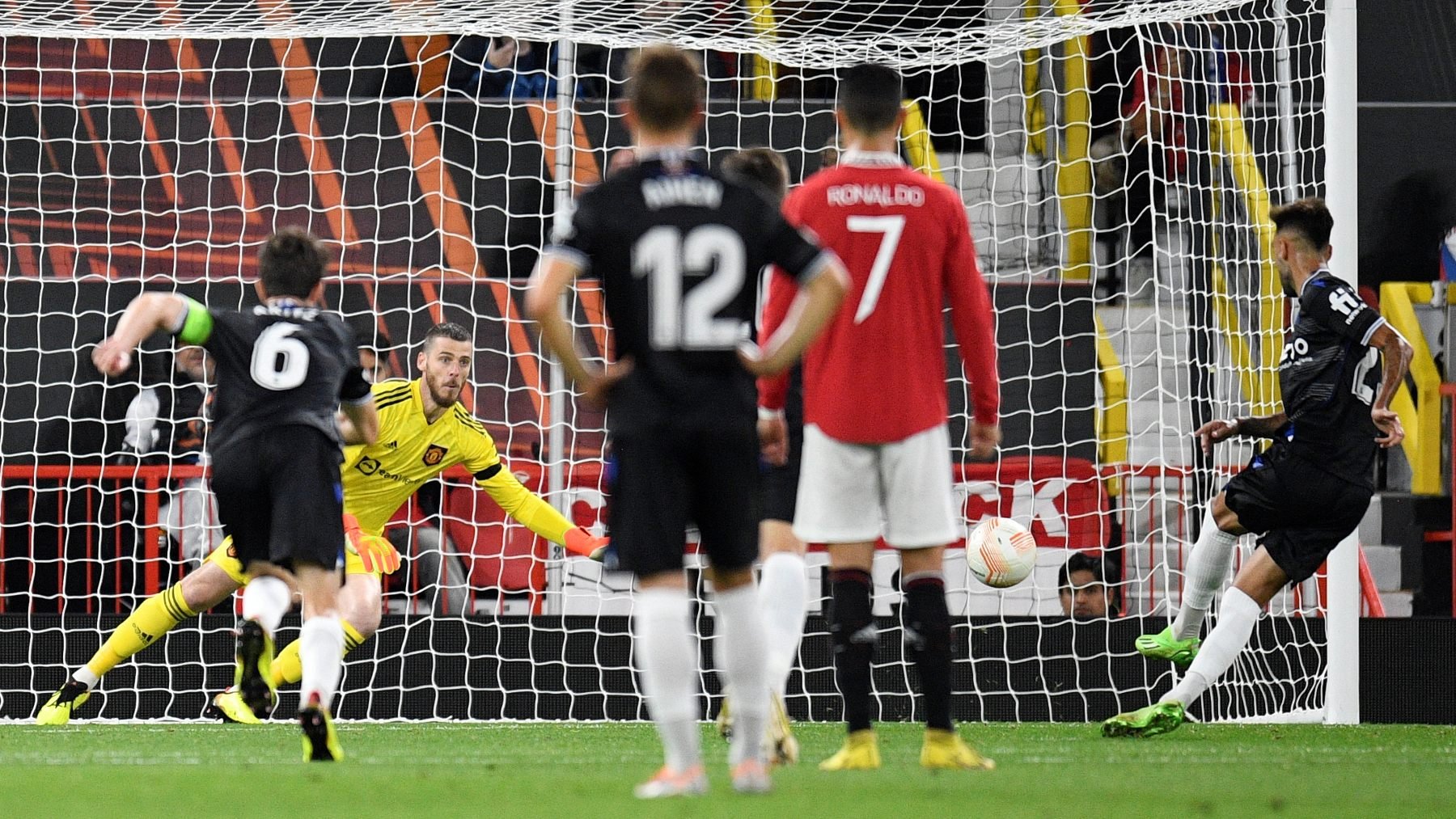 Brais Méndez bate a De Gea en Old Trafford. (Getty)