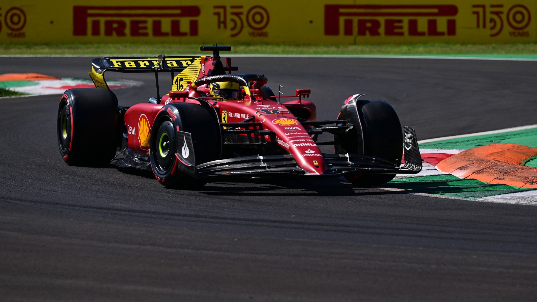 Leclerc, durante la clasificación del GP de Italia. (AFP)