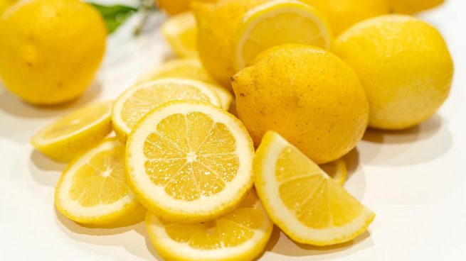 El truco viral para que los limones aguanten un mes frescos como el primer día