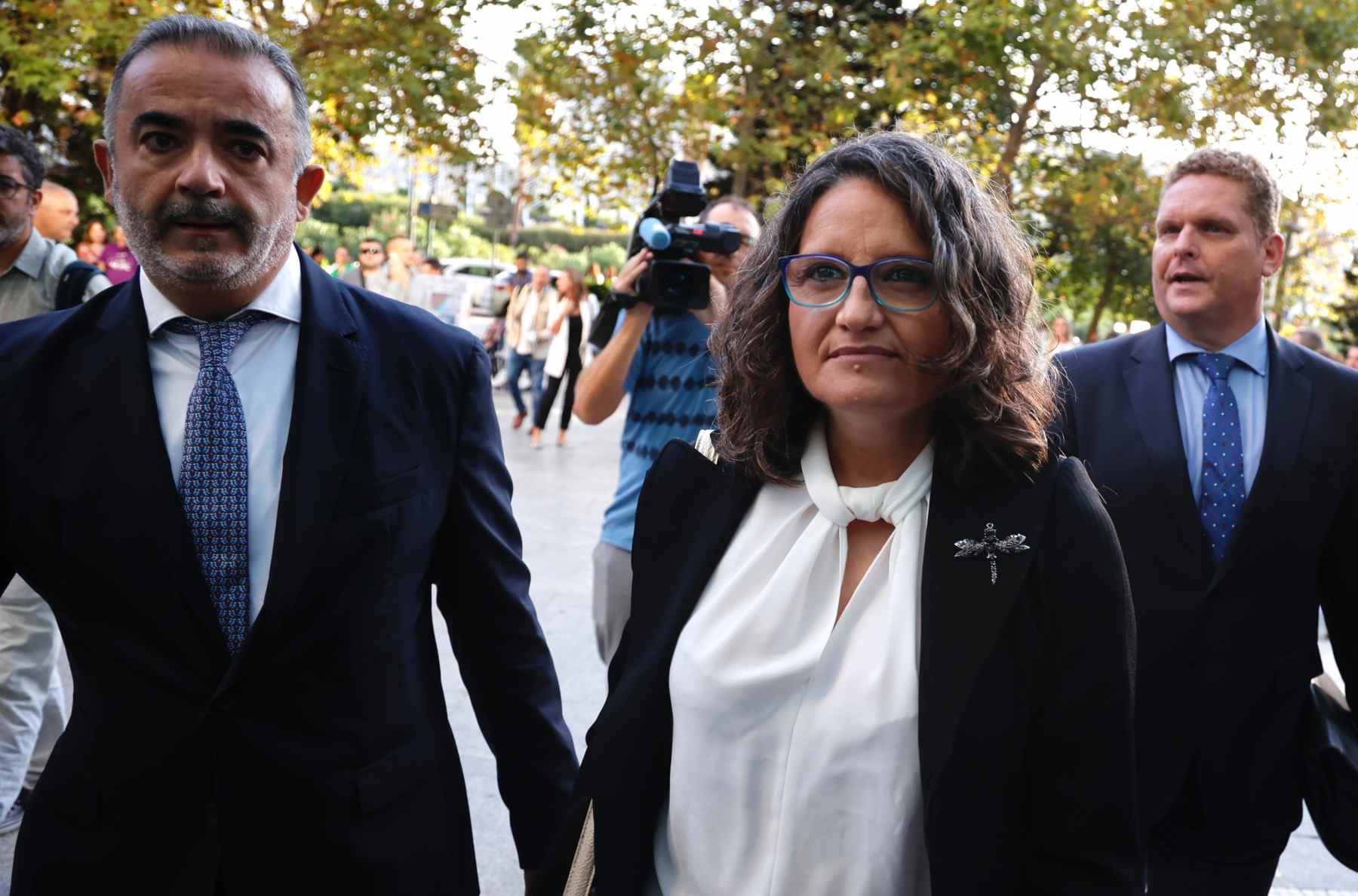 Mónica Oltra a su llegada a los juzgados de Valencia el día en que declaró como imputada.