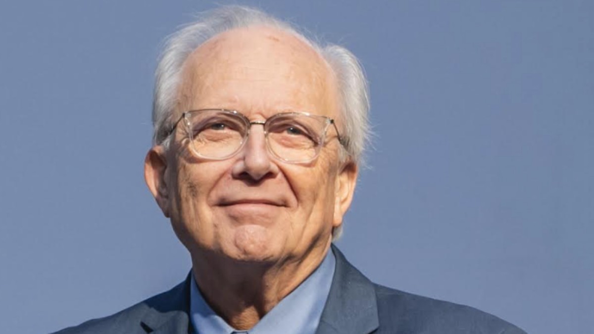 Dr. Carlos Camps.