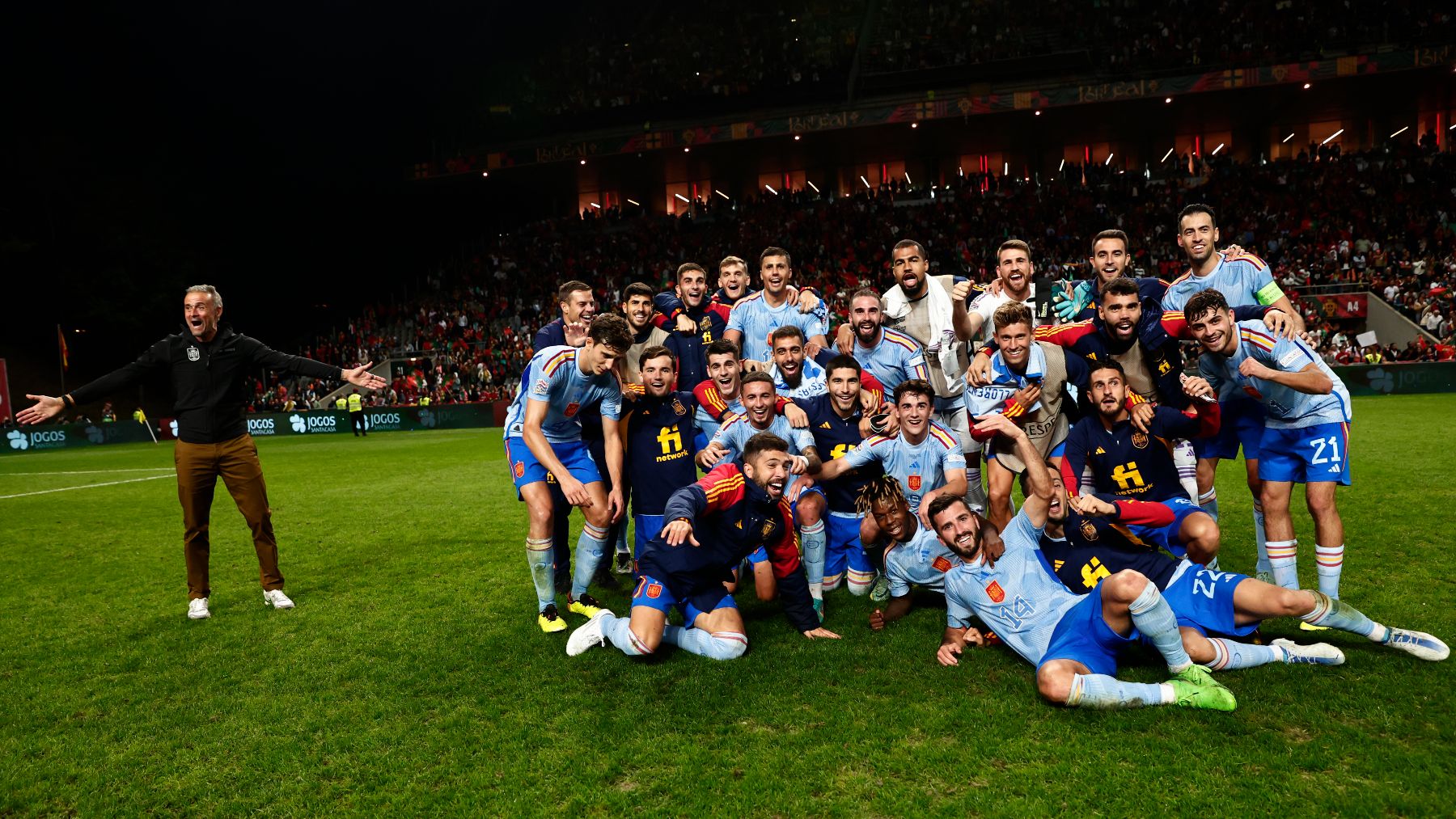 España celebra la victoria ante Portugal. (RFEF)