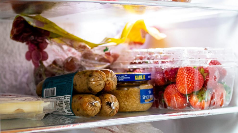 Cómo eliminar olores desagradables del refrigerador con trucos caseros  [node:title]