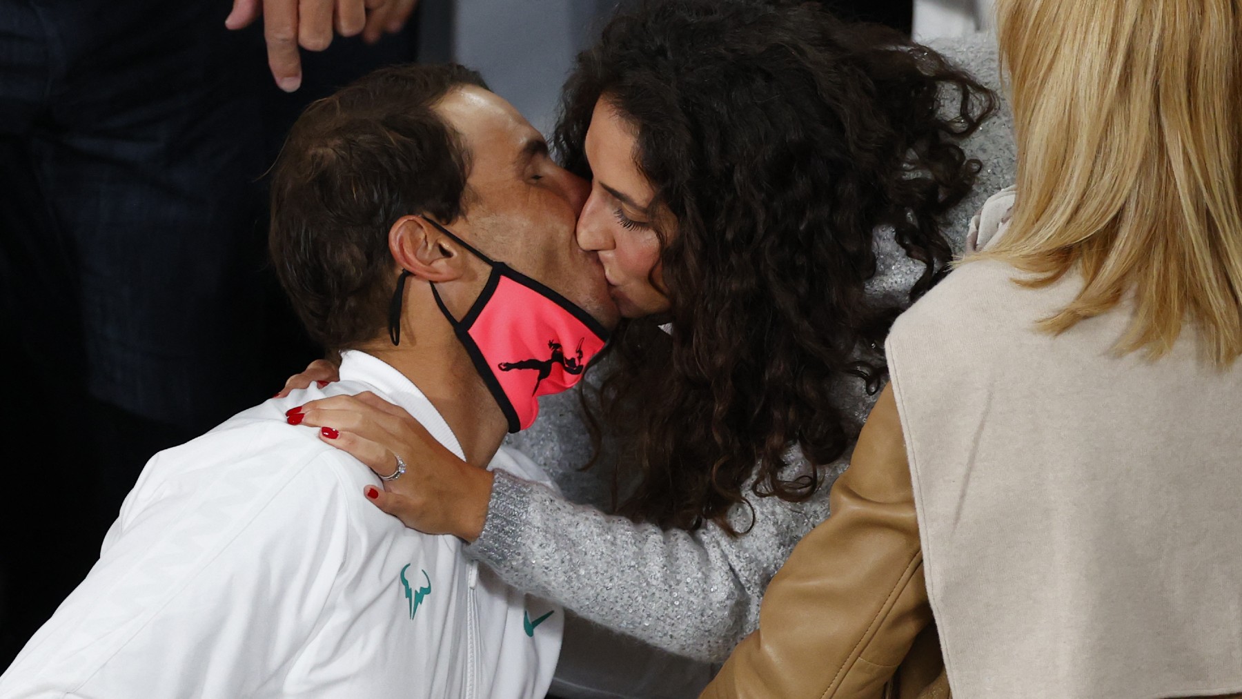Rafa Nadal y Mery Perelló. (AFP)