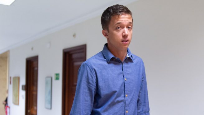 Errejón sólo reúne una vez en 2022 a la Comisión anticorrupción