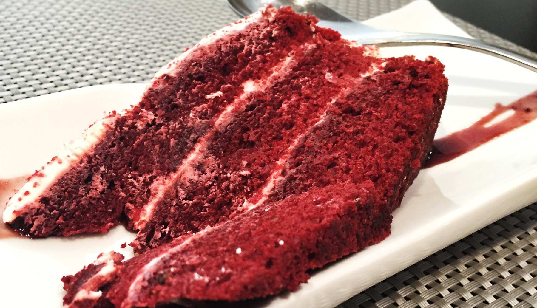 Tarta Red Velvet, la auténtica tarta de terciopelo rojo para hacer en casa