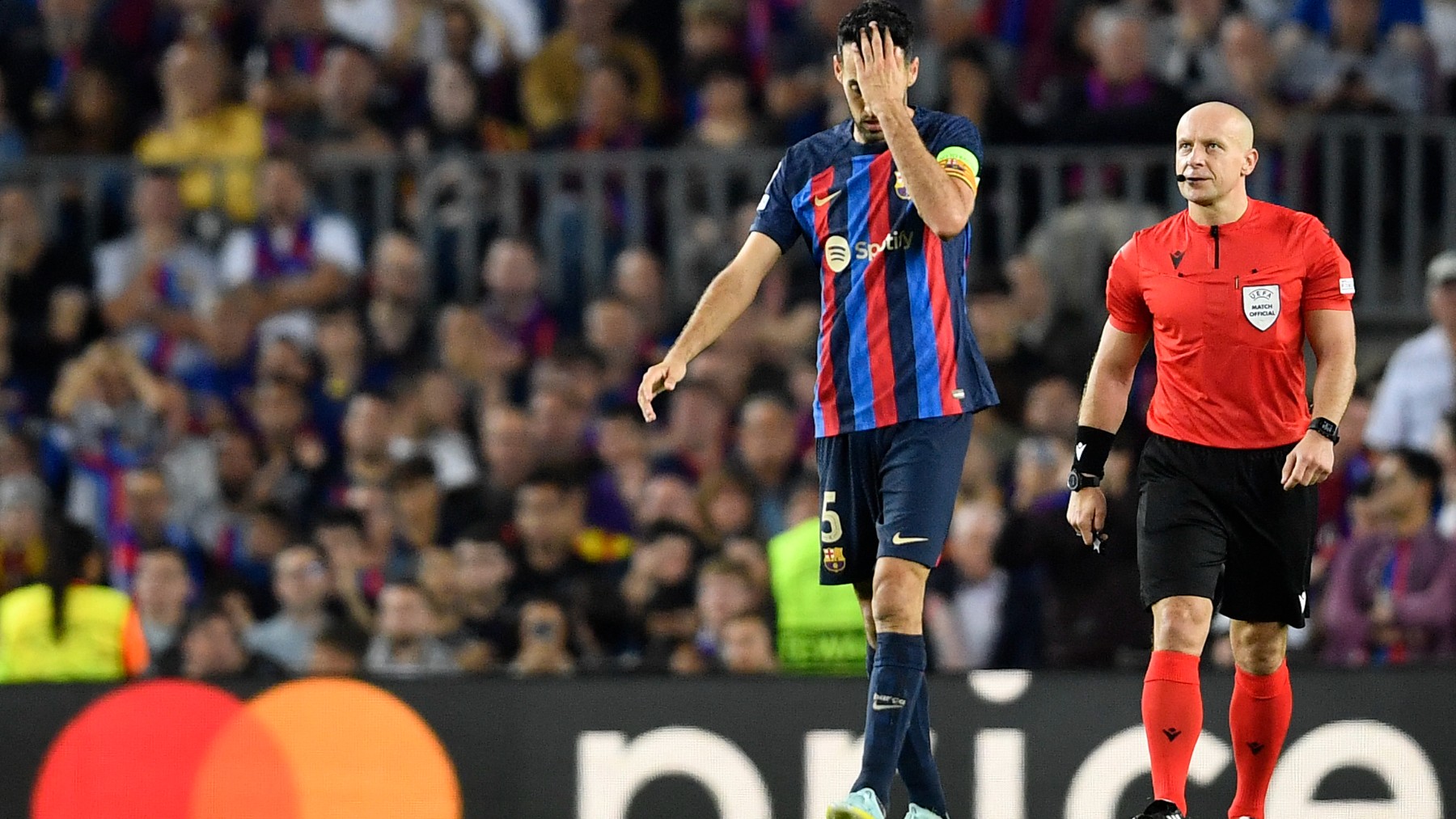 Busquets, durante el partido contra el Inter. (Getty)