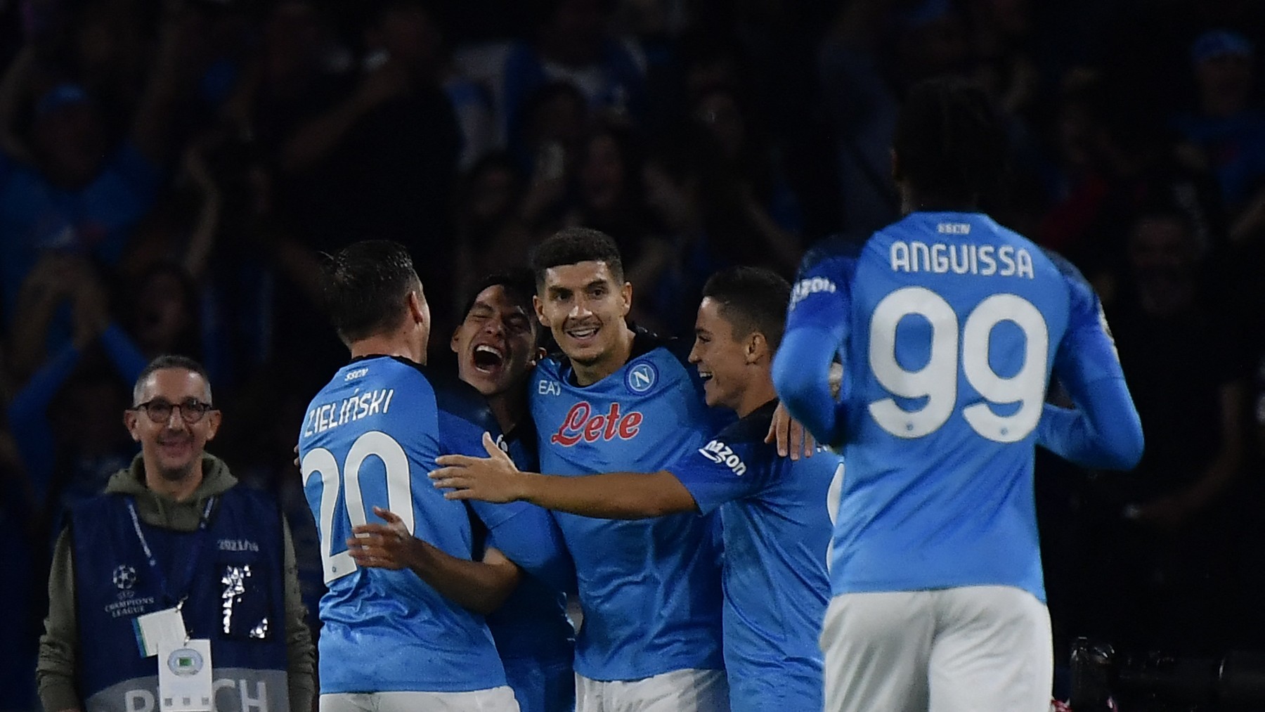 El Nápoles celebra un gol (AFP)