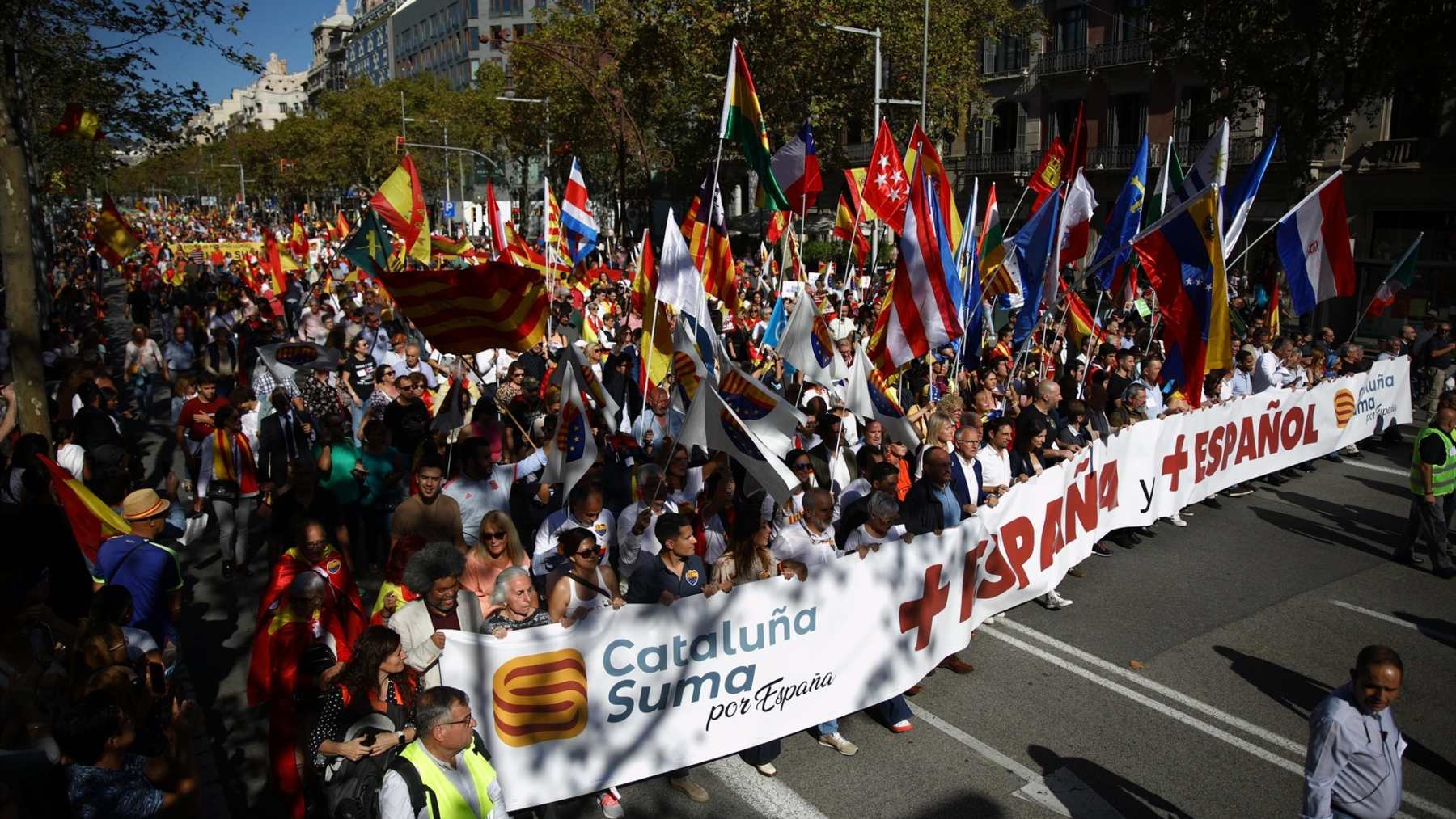 Una imagen de la manifestación en Barcelona por la Fiesta Nacional del 12 de octubre (EP)