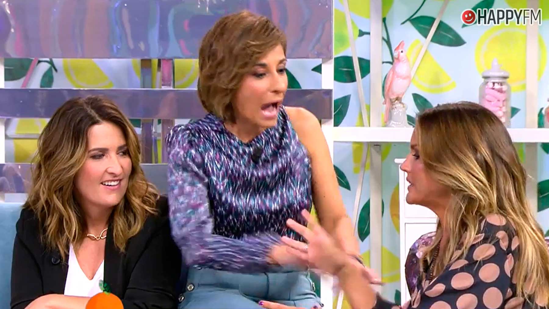 Adela González saca los colores a Marta López en 'Sálvame':