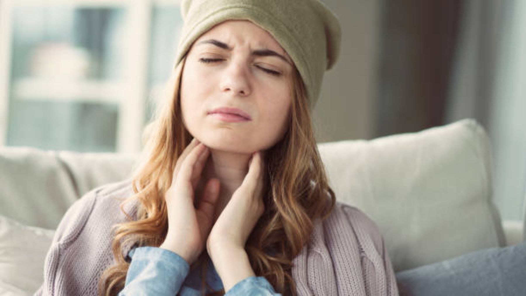 Descubre los remedios para acabar con el dolor de garganta