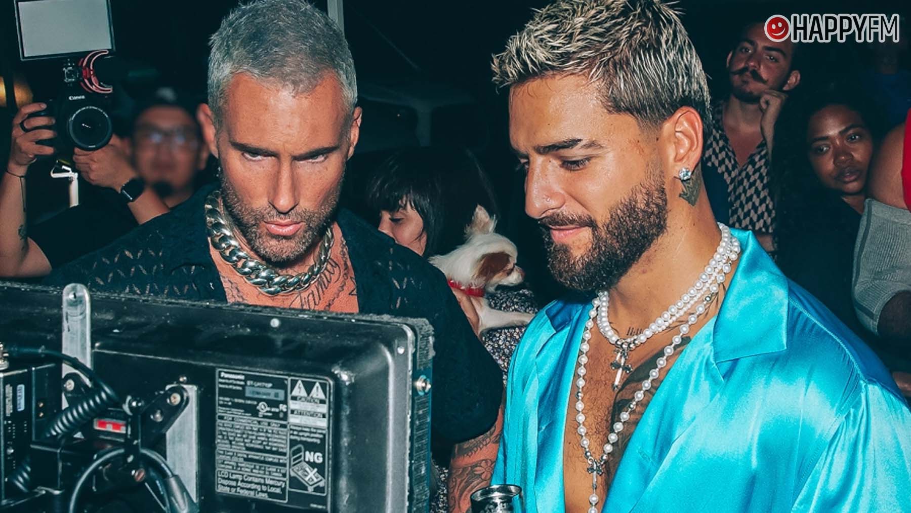 Adam Levine y Maluma.