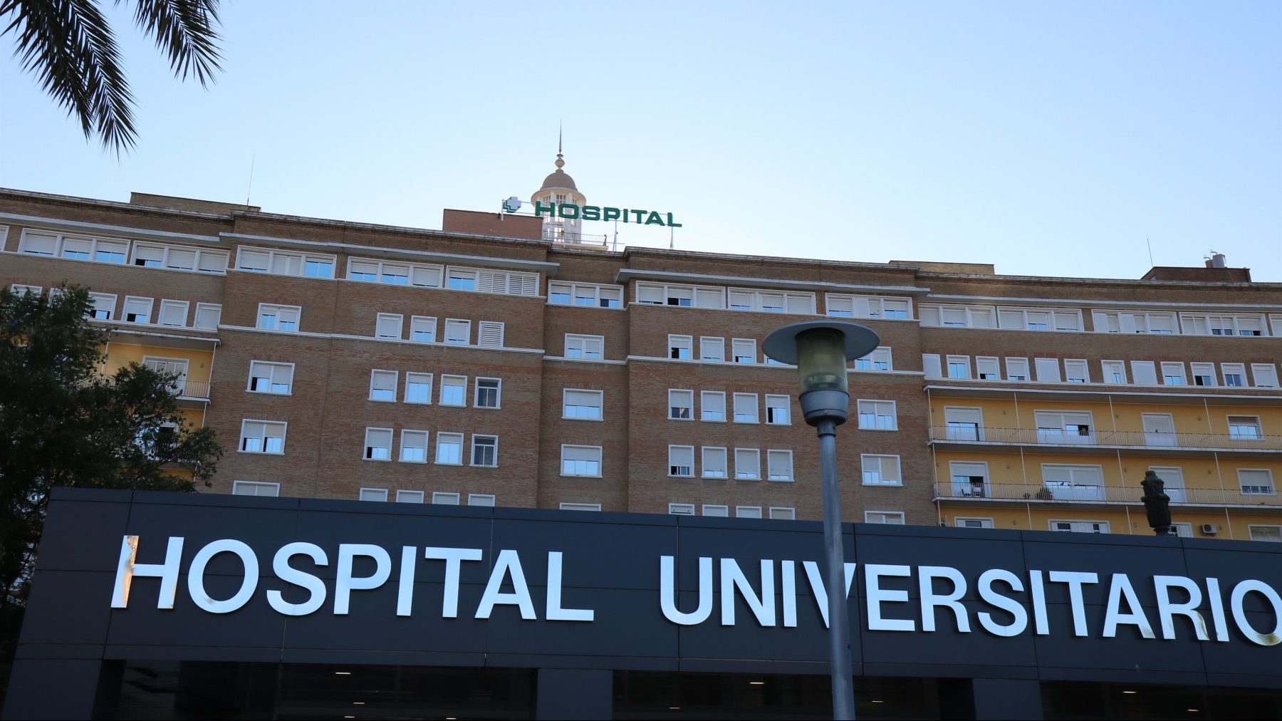 Hospital Universitario Virgen del Rocío de Sevilla (JUNTA).