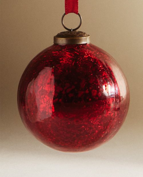 La Navidad llega a Zara Home: los 20 adornos para tu árbol que van a volar de las tiendas