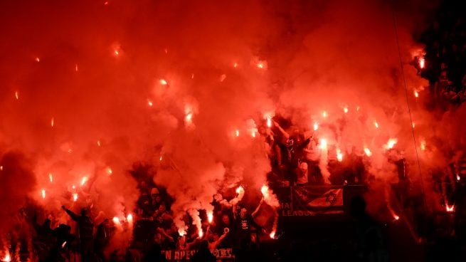 Los ultras del Maccabi Haifa, en el Parque de los Príncipes