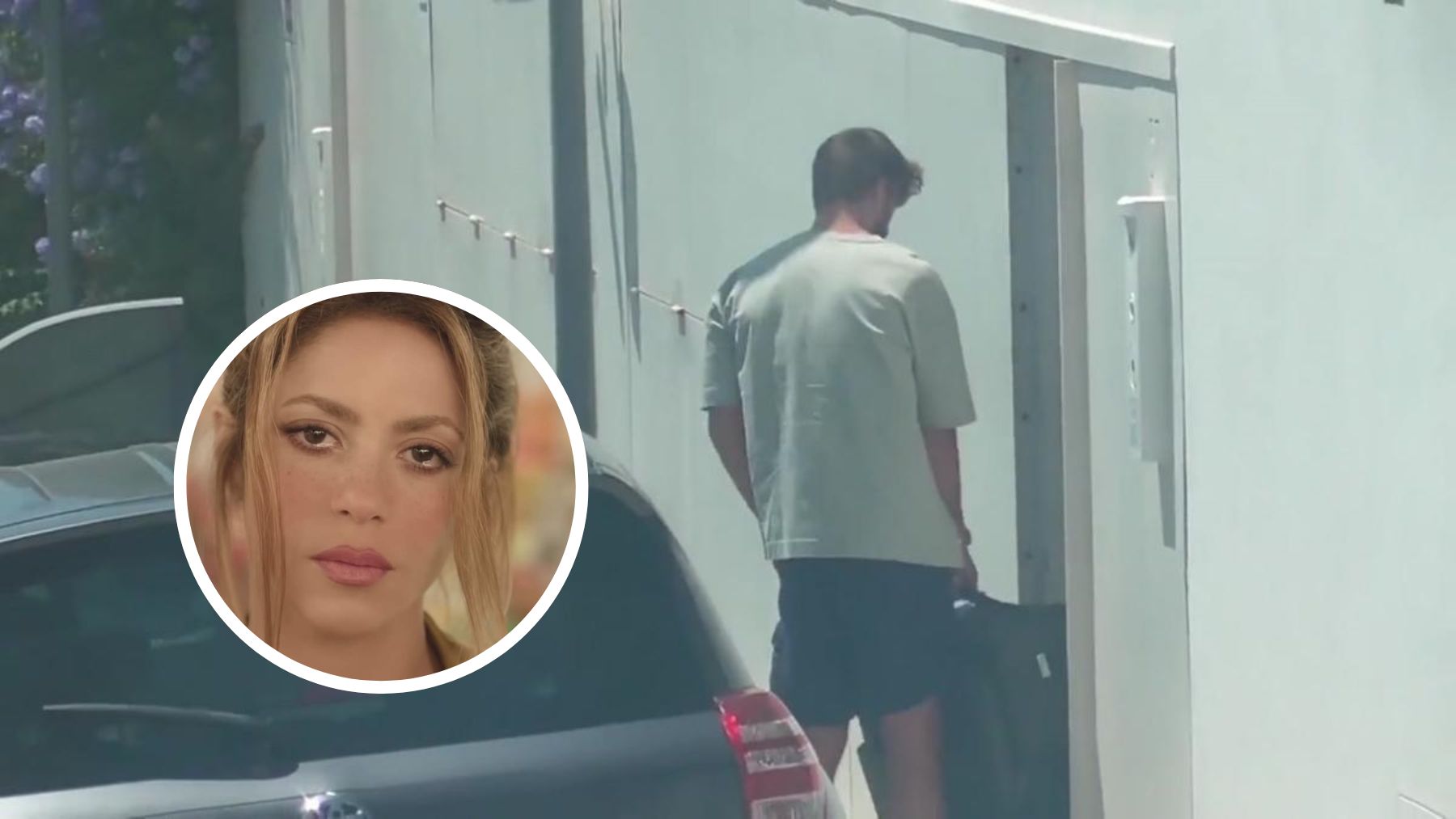 Piqué, en la puerta de la casa.