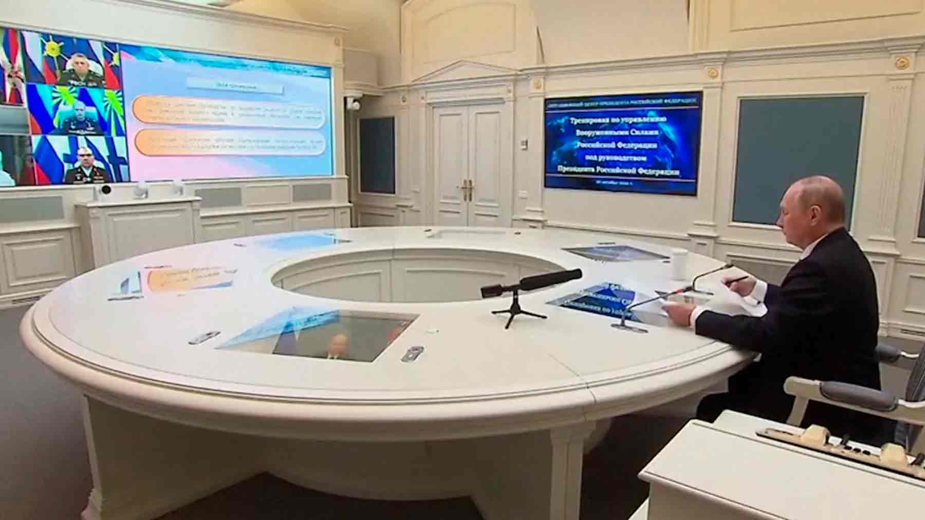 Putin supervisa una maniobras nucleares