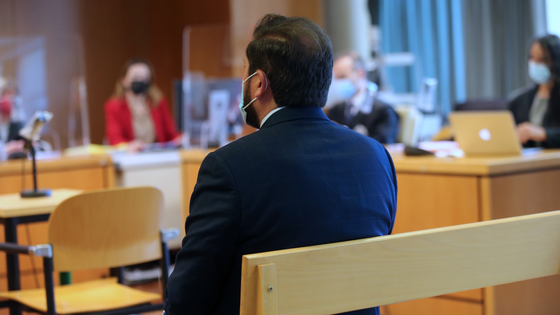 Fernández-Roca, sentado en el banquillo de los acusados de la Audiencia Provincial de Madrid (EUROPA PRESS).