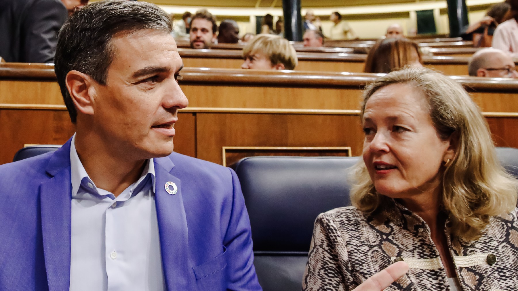 Nadia Calviño y Pedro Sánchez