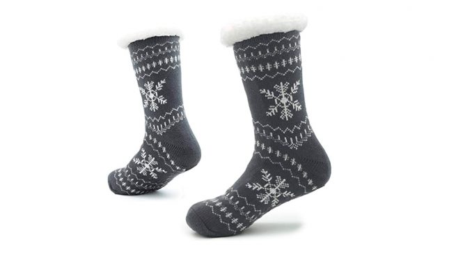 destacar puño detalles Los calcetines antideslizantes disponibles en Amazon que no te quitarás en  invierno