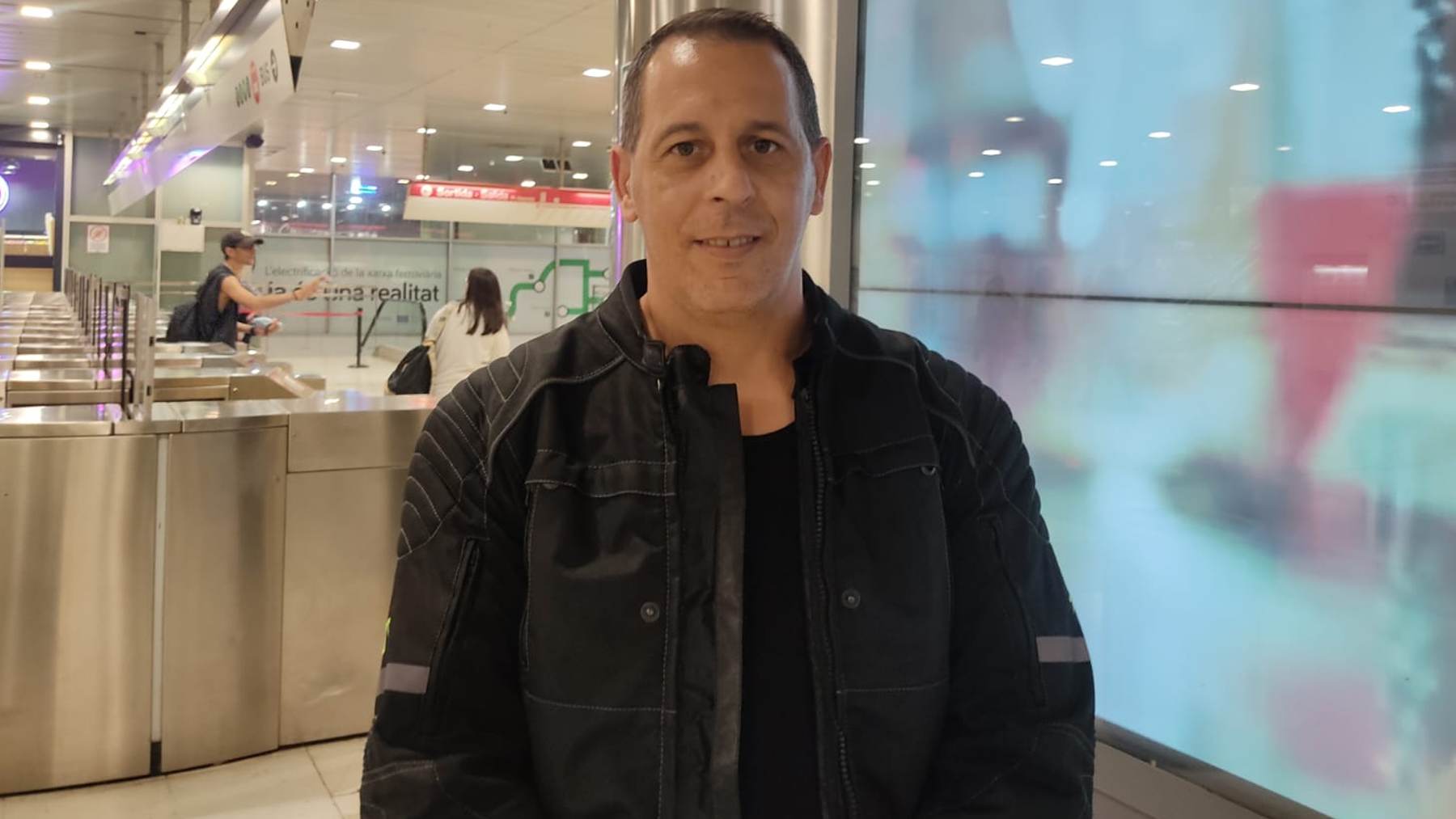 Rafael Leito, vigilante de seguridad en la estación intermodal de Palma.