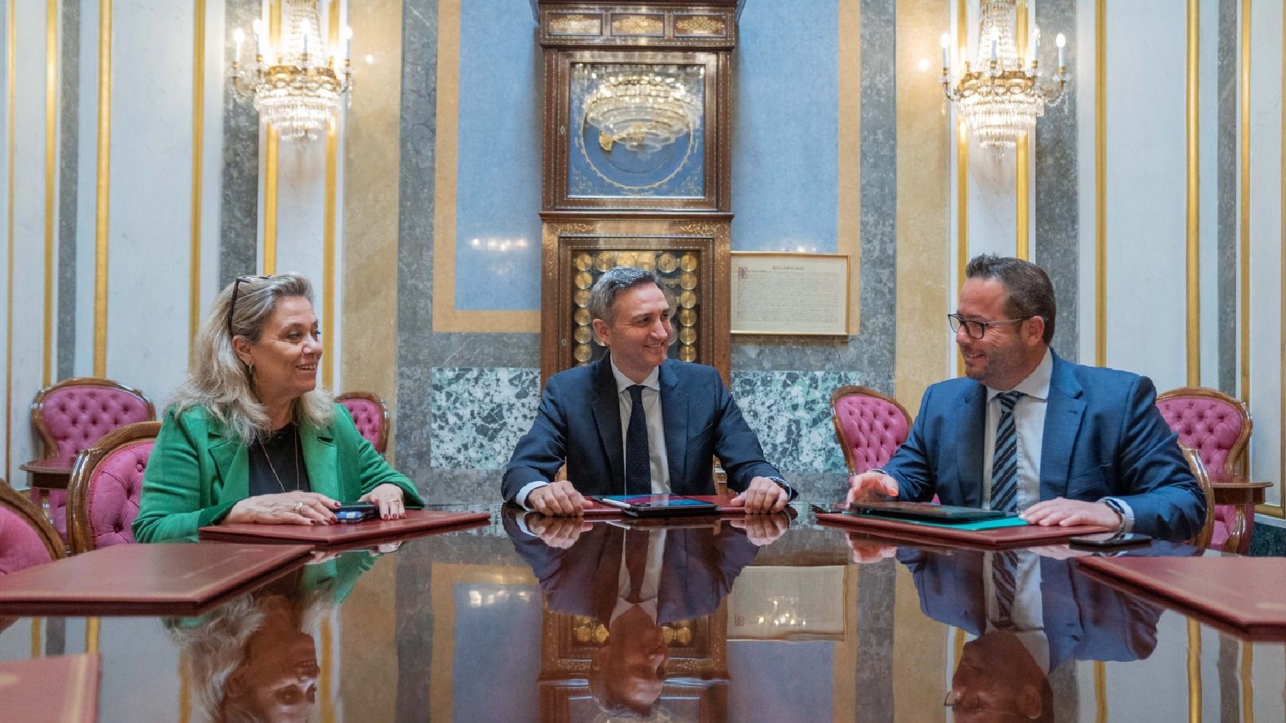 Macarena Montesinos, César Sánchez y Agustín Almodóvar, los 3 diputados nacionales del PP de Alicante.