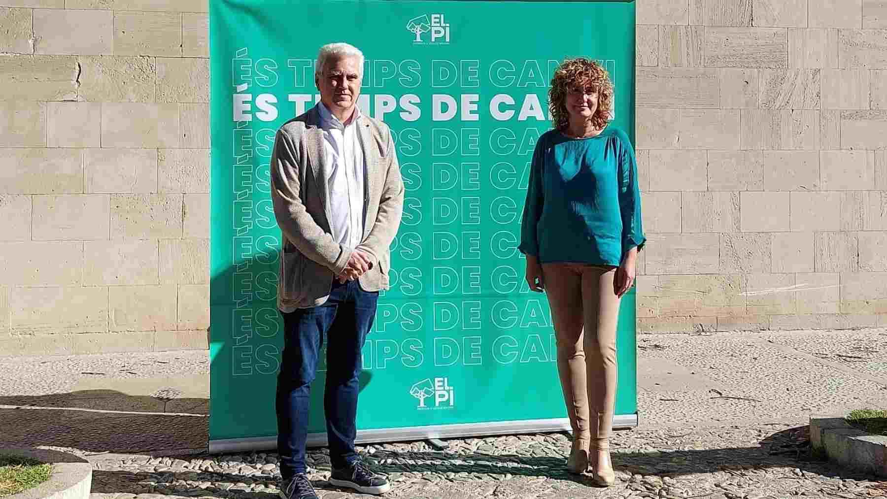 Josep Melià y Xisca Mora presentan su candidatura a las primarias de El PI al Parlament.