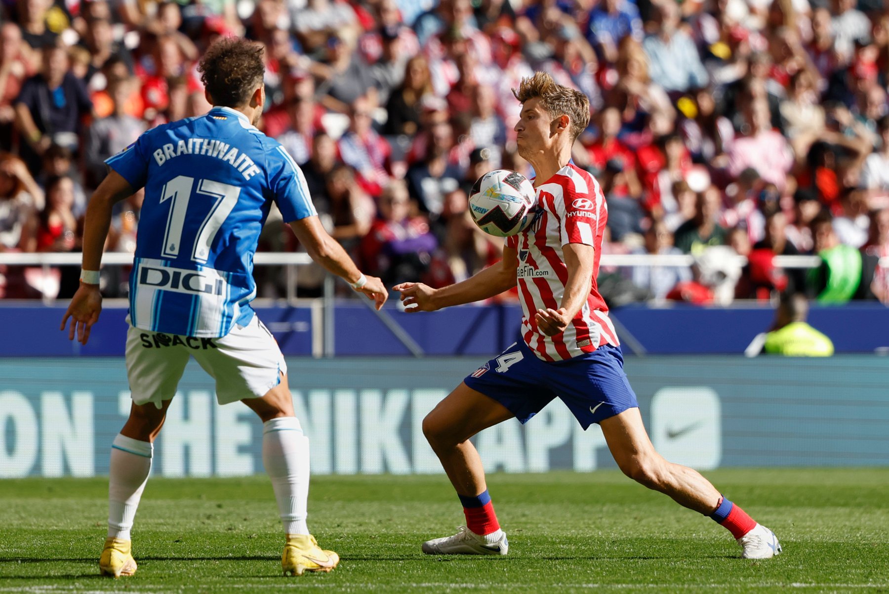 Marcos Llorente ante Braithwaite