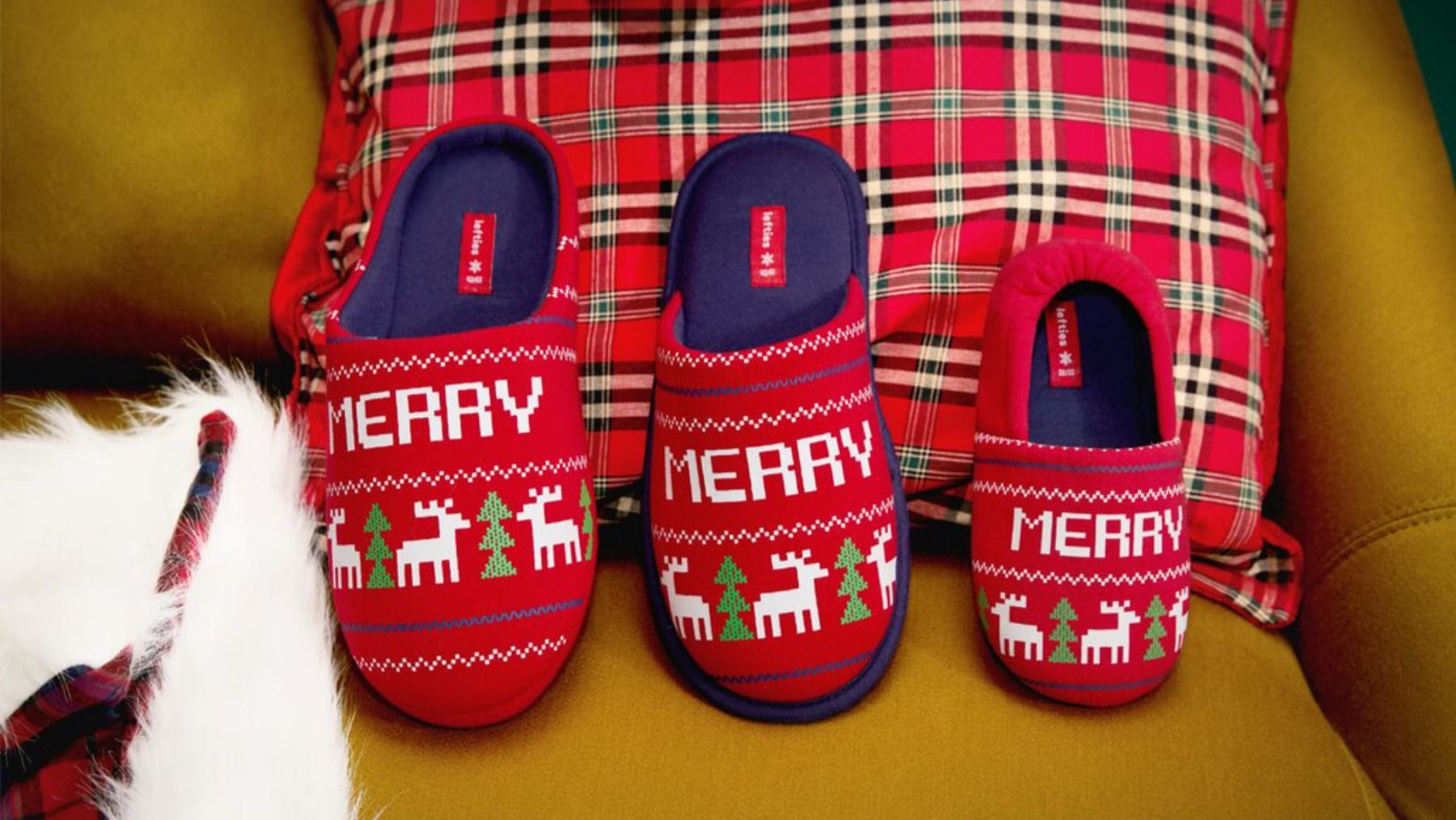 Así son los pijamas de Navidad de Lefties para toda la familia