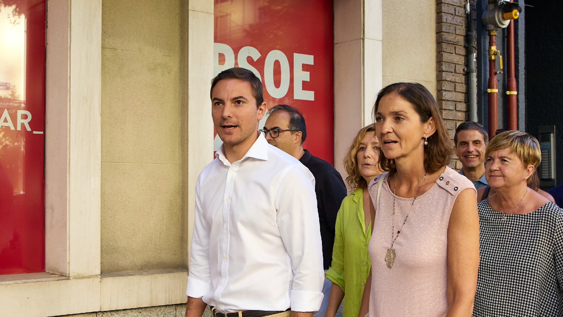 El líder del PSOE de Madrid, Juan Lobato, y la ministra y candidata del PSM a la alcaldía de Madrid Reyes Maroto. (Foto: EP)