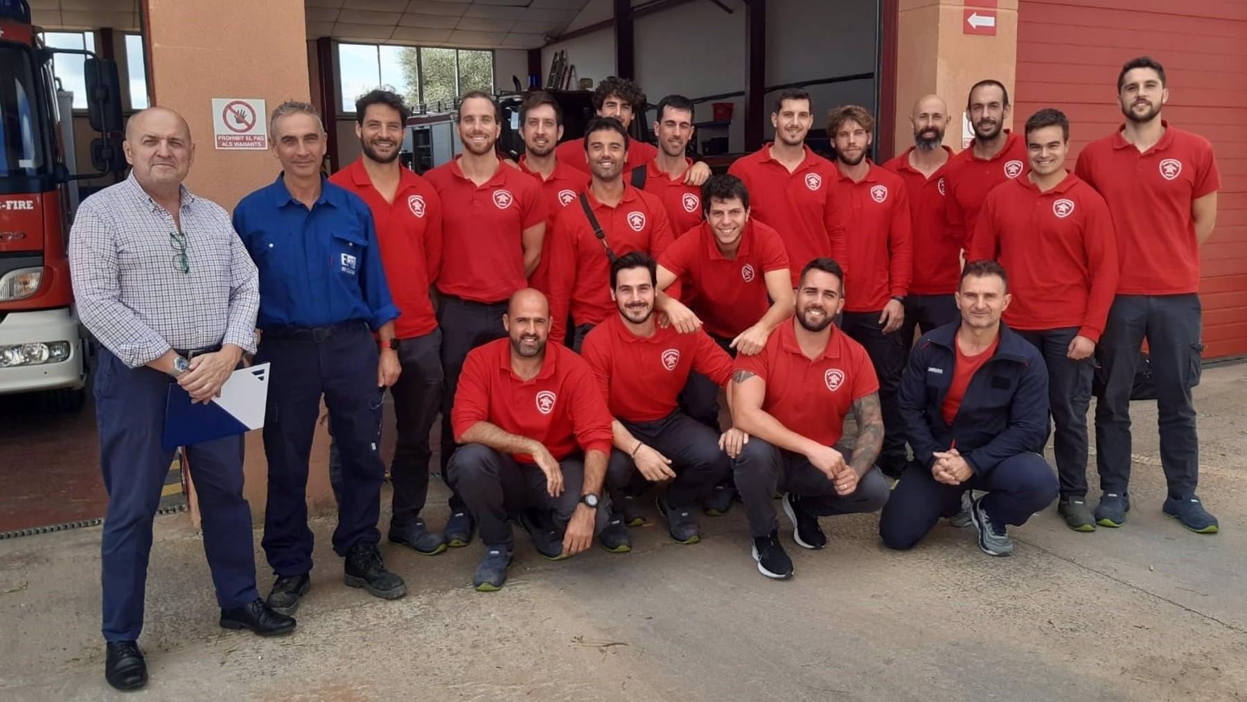 Algunos de los 31 miembros de Bomberos de Mallorca, que recibirán las formaciones por parte de Endesa.