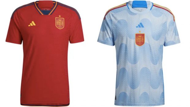 Oficial: Ya puedes pedir la camiseta de España con la escarapela de  campeonas del mundo – El Partido de Manu