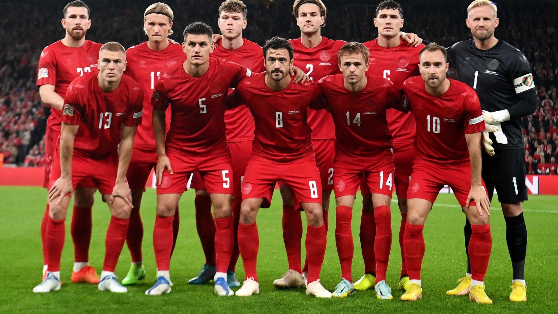 Los jugadores de Dinamarca antes de un partido. (AFP)