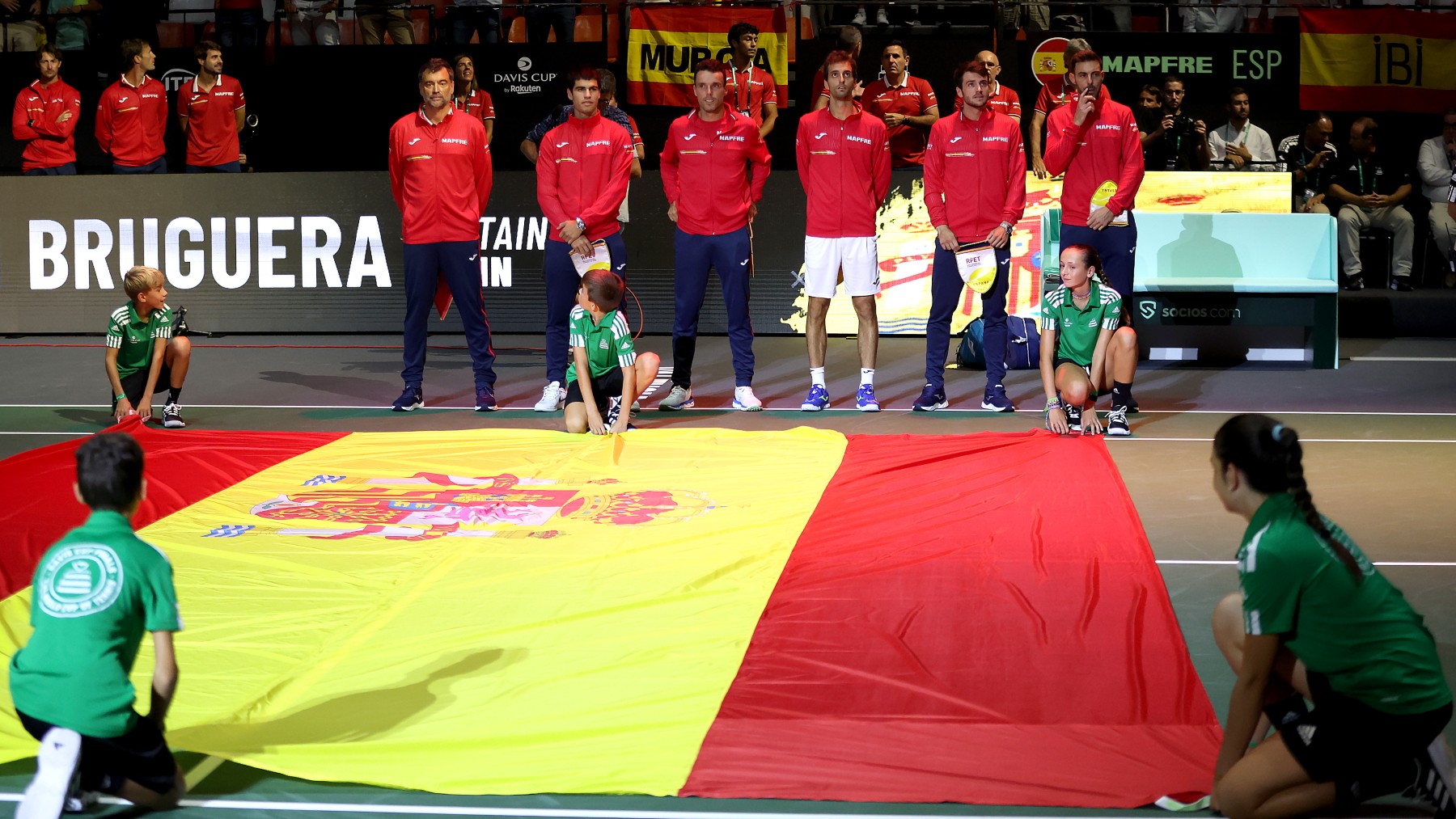 El equipo español de Copa Davis, en la eliminatoria de Valencia. (Getty)