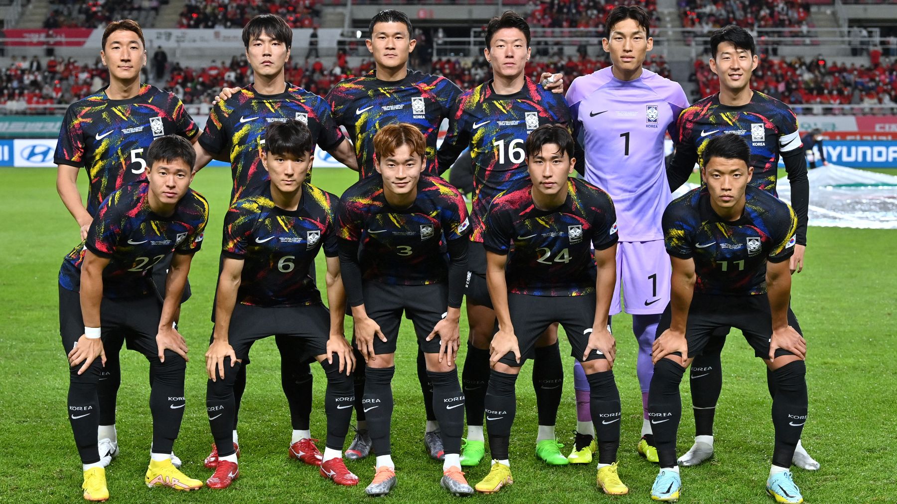 Los jugadores de Corea del Sur antes de un partido. (AFP)
